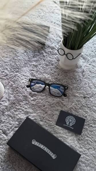 Chrome heart glases